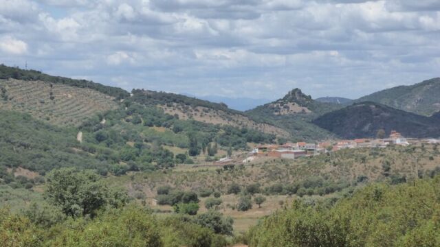Het dorpje Bohonal zelf. Het dorpje Bohonal zelf.
